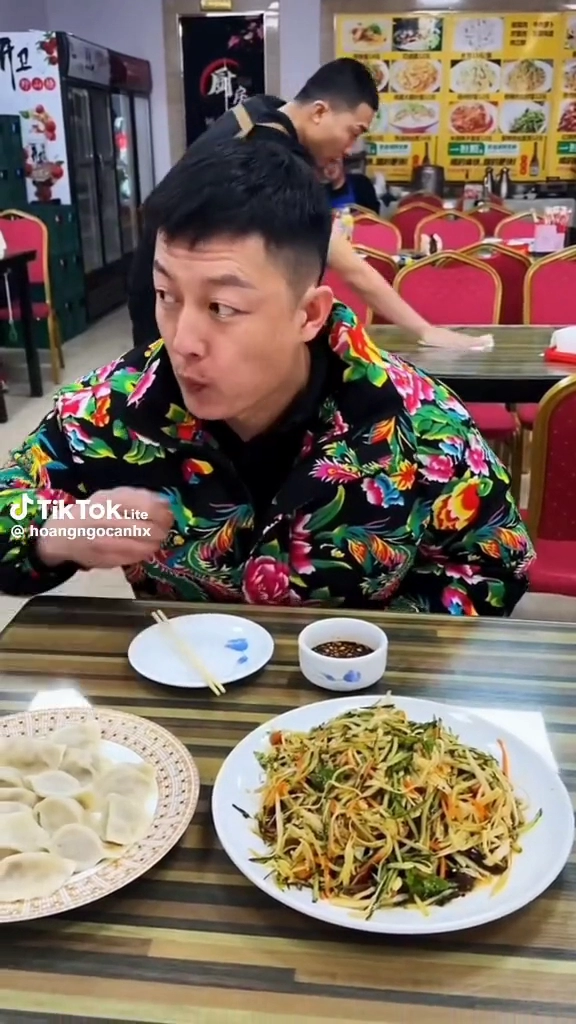 밖에서 가져온술 못마시게 하니...