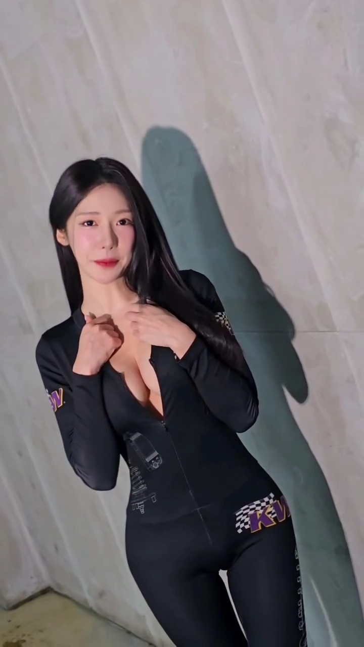 퓨리 도끼자국 실루엣 그대로 박힌 바디슈트