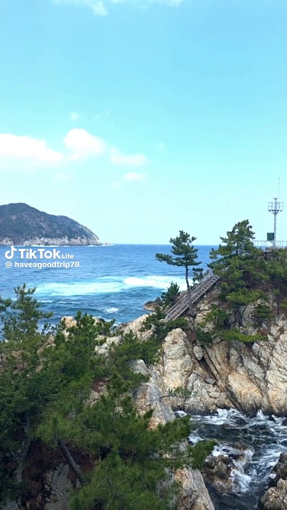 용화방파제