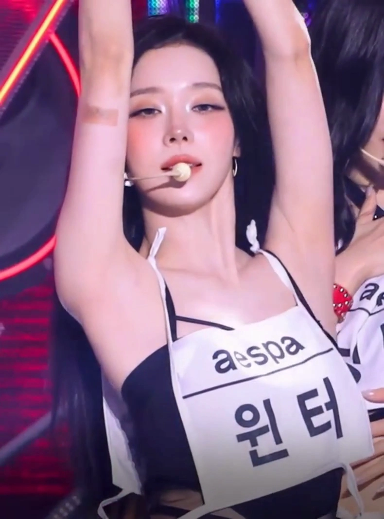 에스파 윈터 야드랑이 뽐내는 음방 리허설