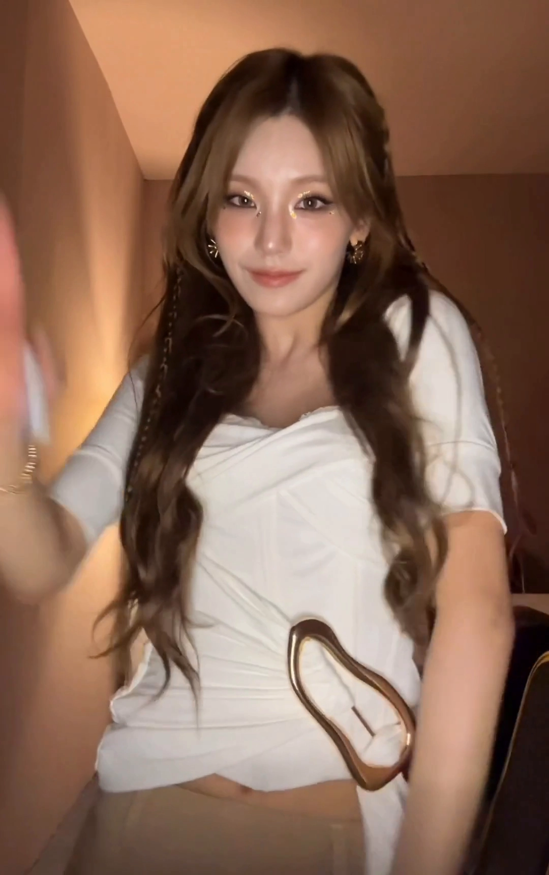 있지 예지 셔링 크롭티 잘록한 복부 야꼽