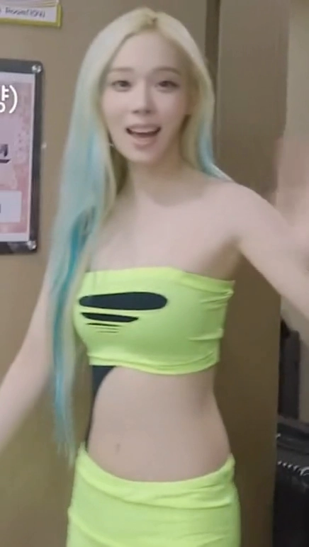 윈터 형광색 튜브탑 레모네이드 비하인드 복부 야꼽
