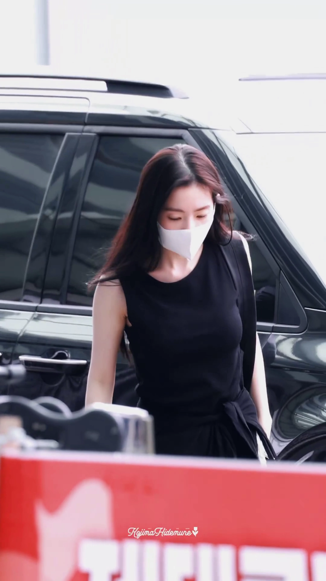 아이린 검정 원피스 봉긋한 가슴 페로몬