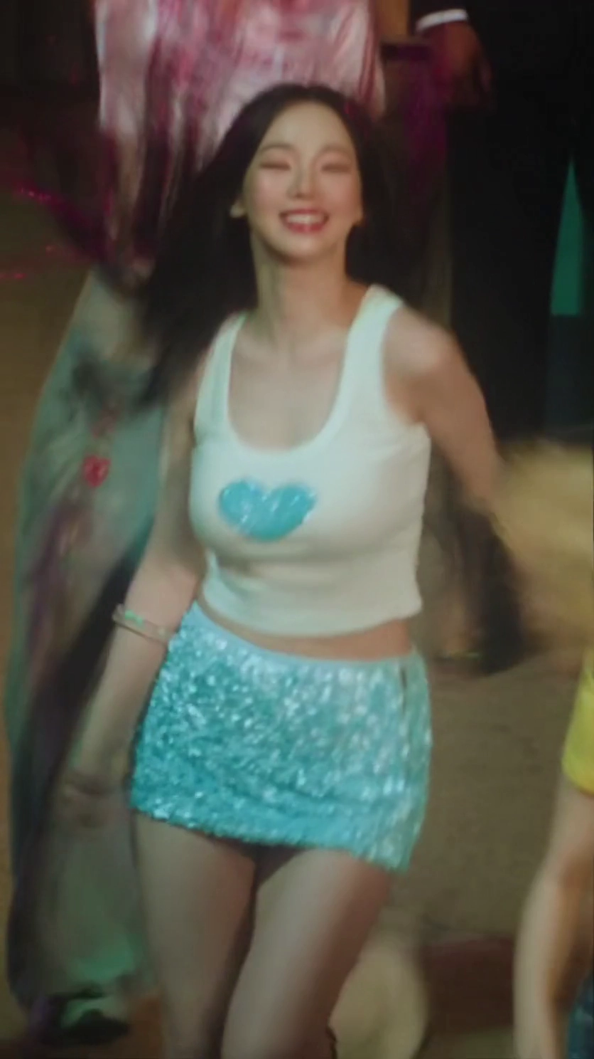 카리나 KISS N TELL